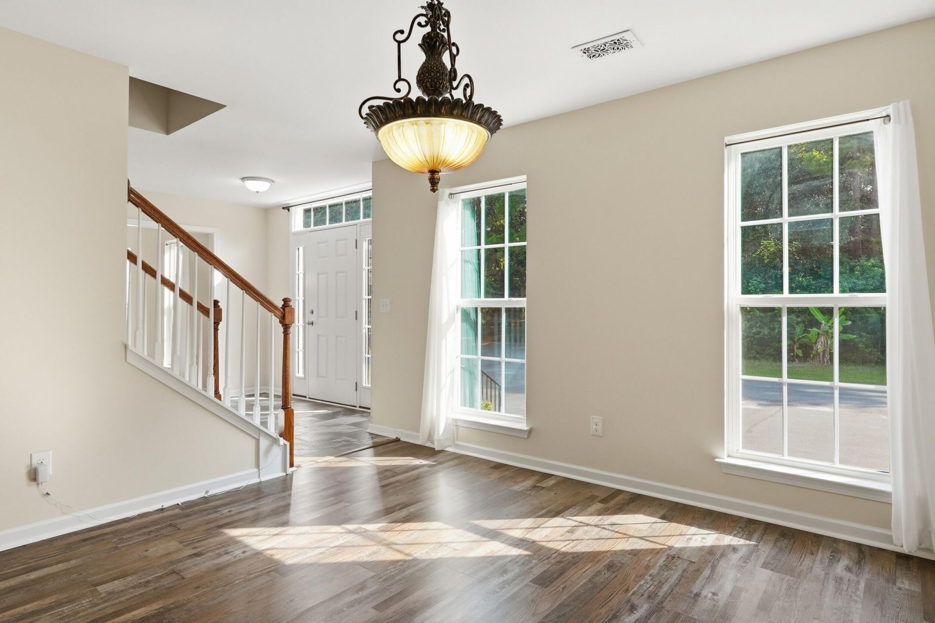 145 Notta Way Photo 8