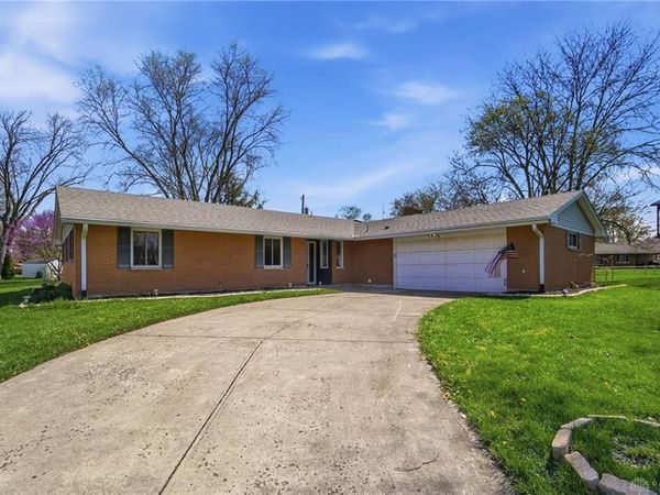 2361 Colony Way, Kettering, OH 45440