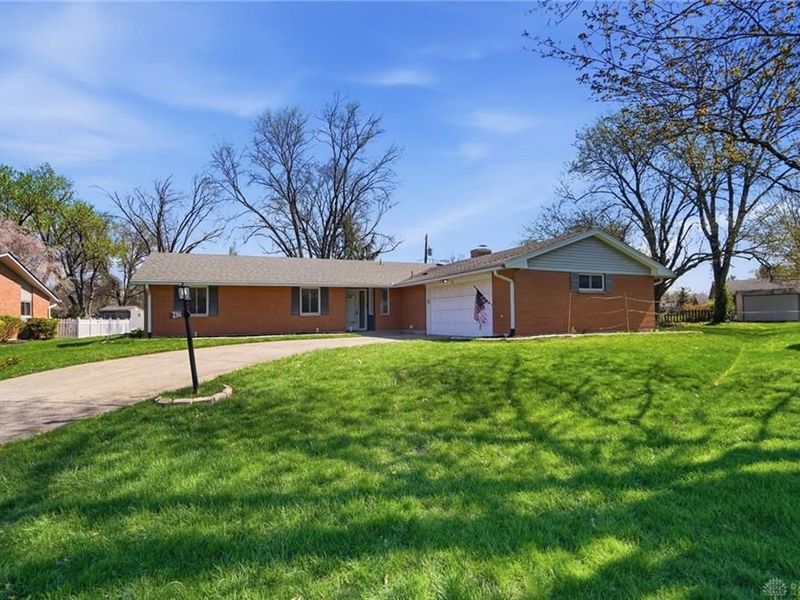 2361 Colony Way, Kettering, OH 45440 Photo 3