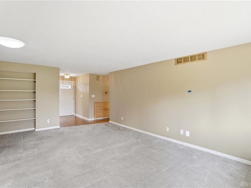 2361 Colony Way, Kettering, OH 45440 Photo 9