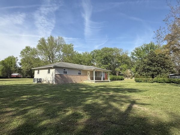 68 Sissom Ln, Morrison, TN 37357