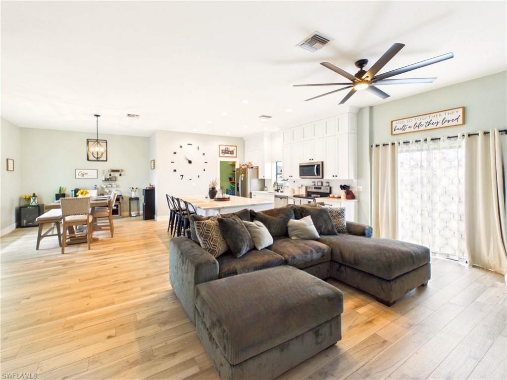 4004 13th St Sw, Lehigh Acres, FL 33976 Photo