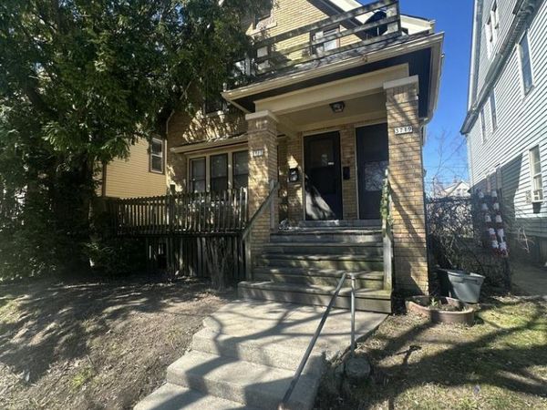 3717-3719 N Port Washington AVENUE, Milwaukee, WI 53212