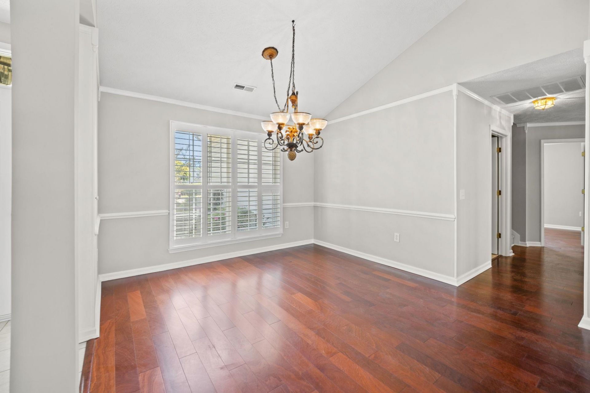 1068 Vestry Dr. Photo 18