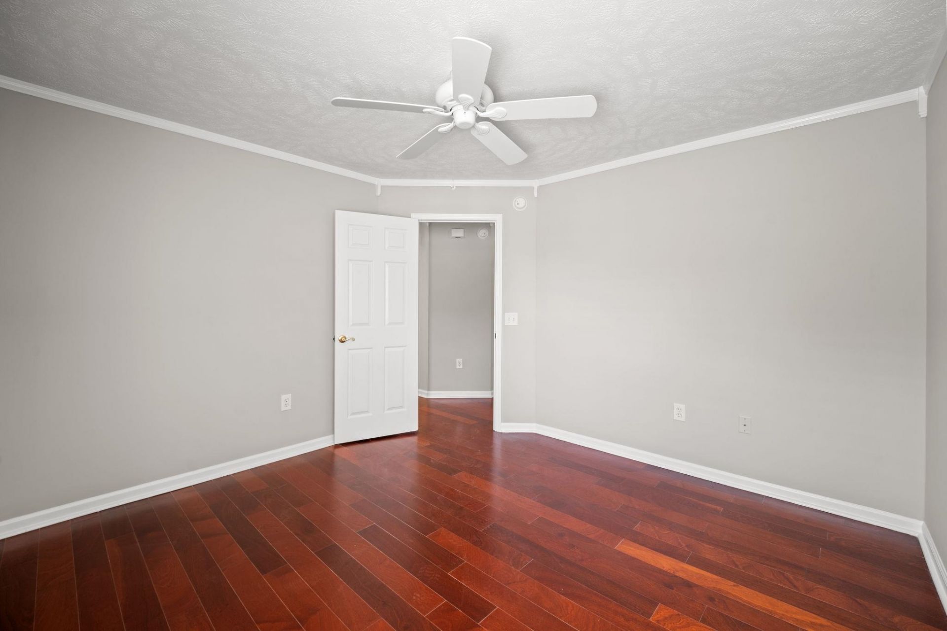 1068 Vestry Dr. Photo 36