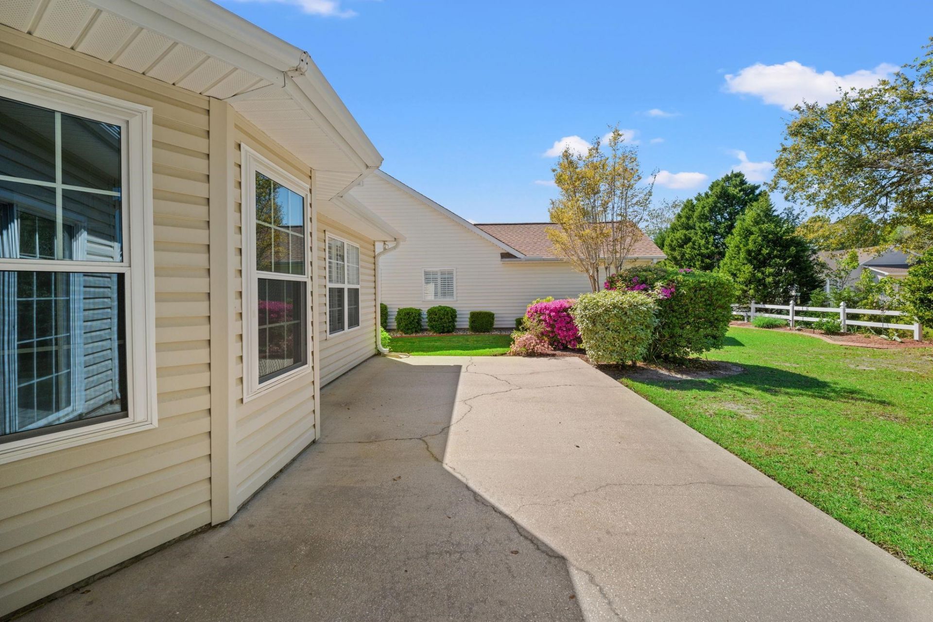 1068 Vestry Dr. Photo 43