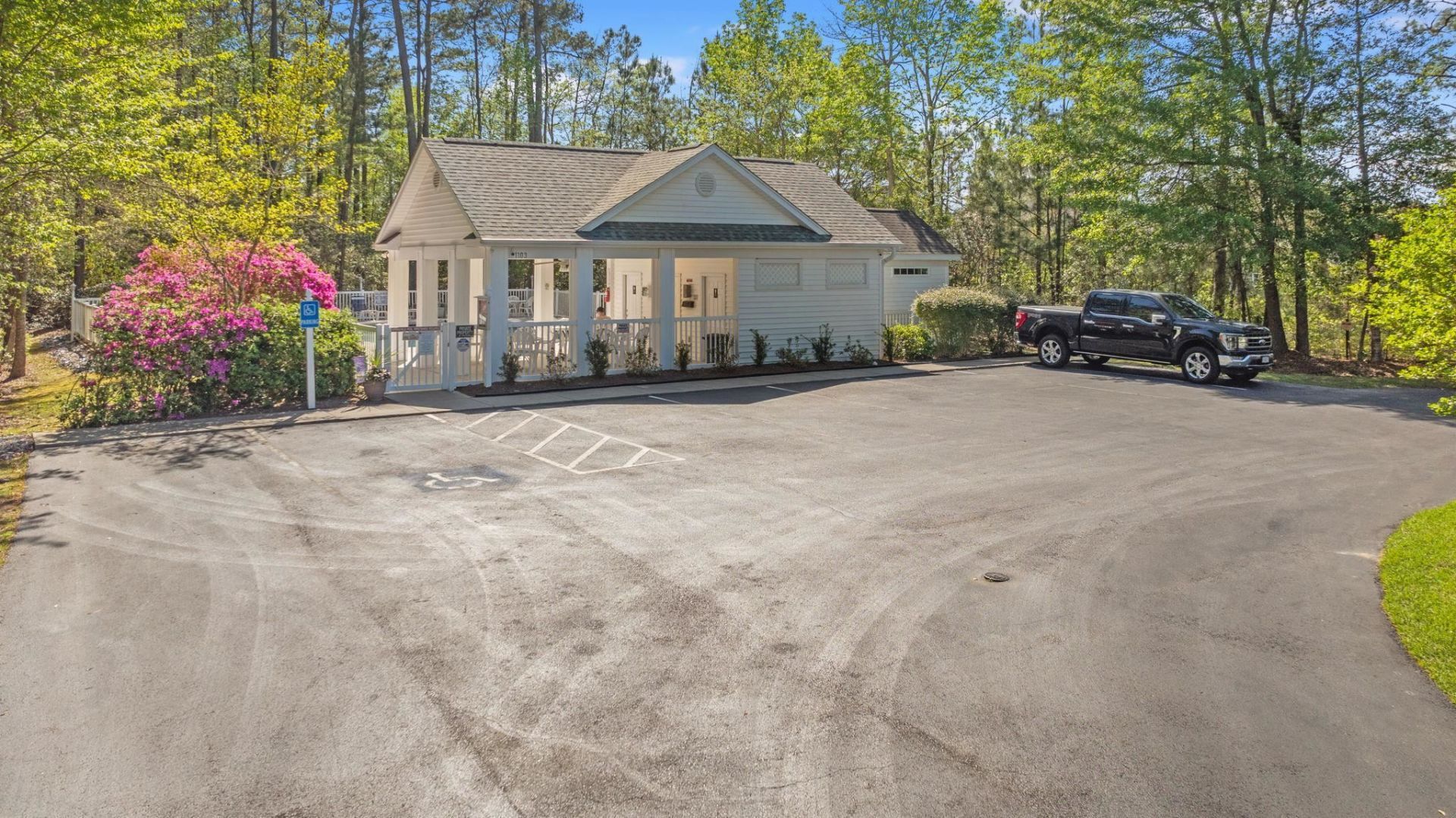 1068 Vestry Dr. Photo 60