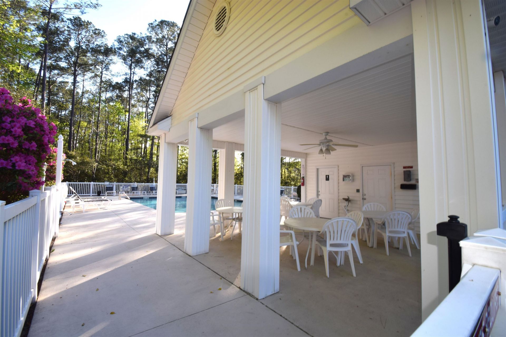 1068 Vestry Dr. Photo 7