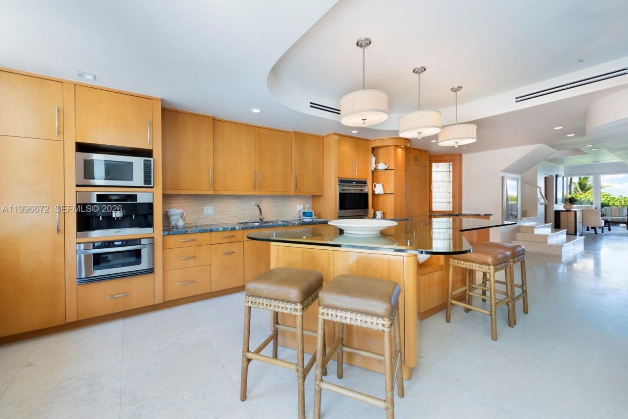201 Crandon Blvd, Unit 174, Key Biscayne, FL 33149 Photo