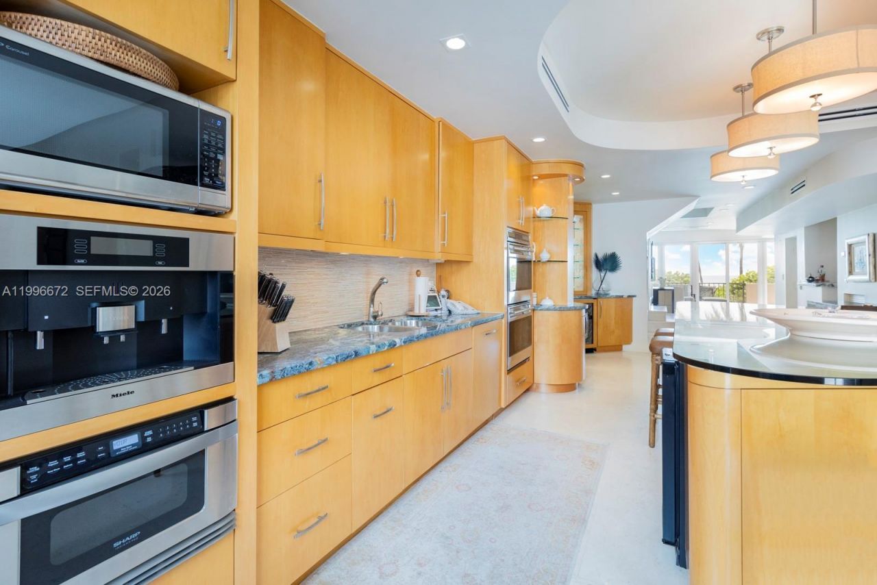 201 Crandon Blvd, Unit 174, Key Biscayne, FL 33149 Photo