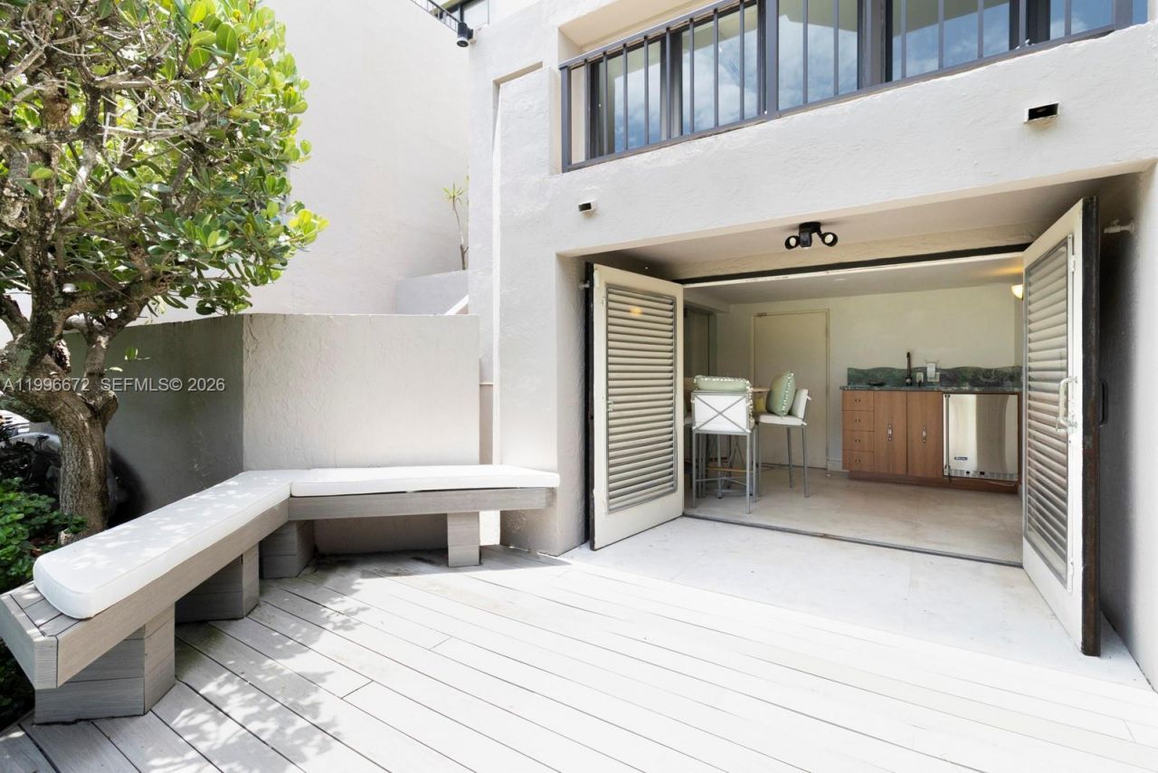 201 Crandon Blvd , Unit 174, Key Biscayne, FL 33149 Photo