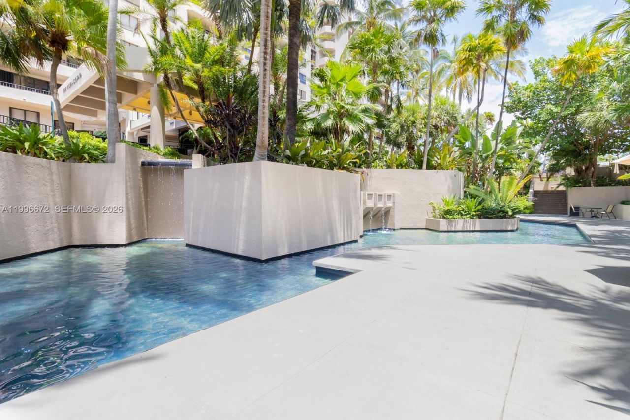 201 Crandon Blvd , Unit 174, Key Biscayne, FL 33149 Photo