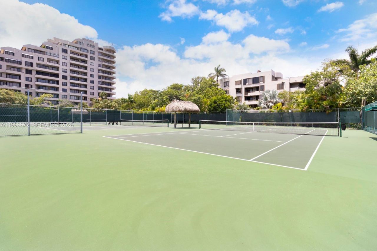 201 Crandon Blvd , Unit 174, Key Biscayne, FL 33149 Photo