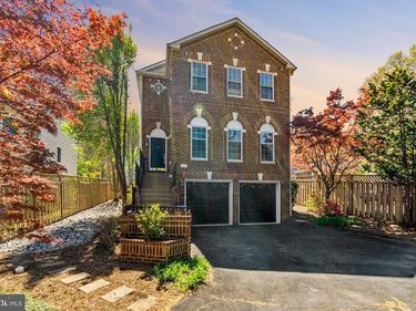 6925 OLD DOMINION DRIVE, MCLEAN, VA 22101