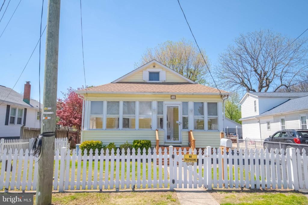 318 Lorraine Avenue, Baltimore, MD 21221 Main Photo