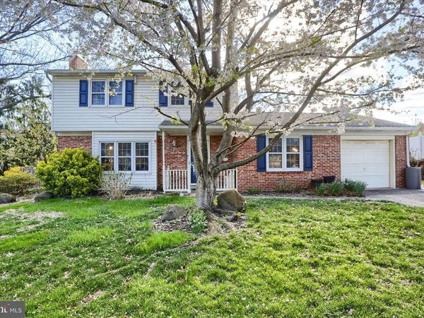 437 APPLETREE ROAD , CAMP HILL, PA 17011