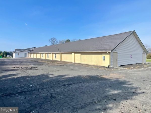 649 GRAVEL PIKE, EAST GREENVILLE, PA 18041