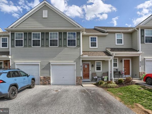 8121 LENKER DRIVE, HARRISBURG, PA 17112