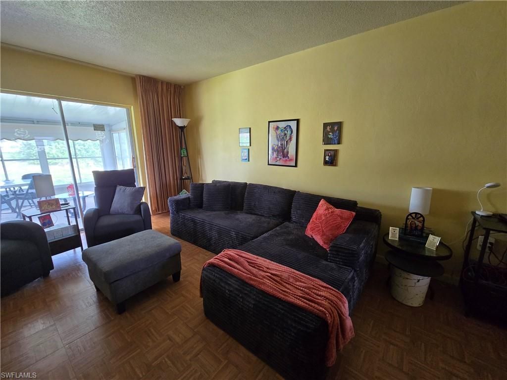 634 Joel Blvd , Lehigh Acres, FL 33936 Photo