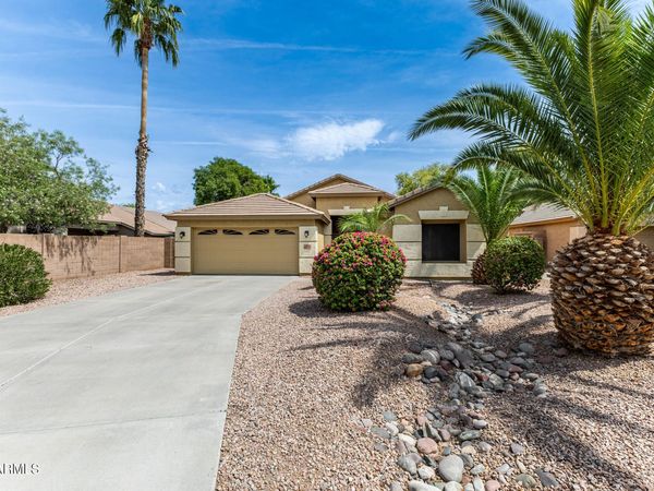 1521 S VELERO Place, Chandler, AZ 85286