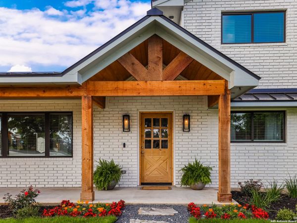 134 School, Poteet, TX 78065