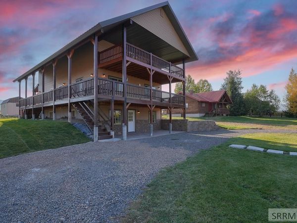 3842 White Cap Drive, ISLAND PARK, ID 83429