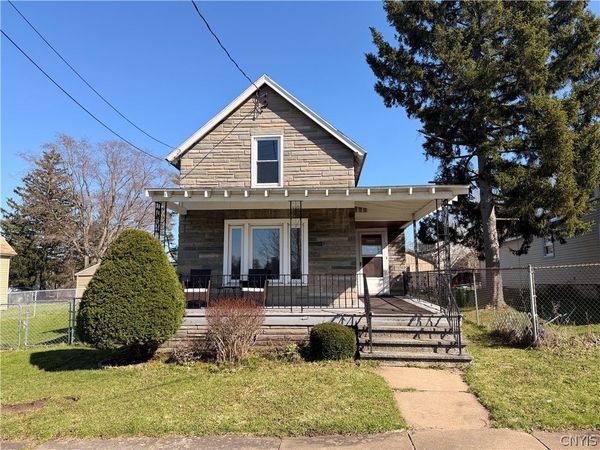 17 Dudley Avenue , Yorkville, NY 13495