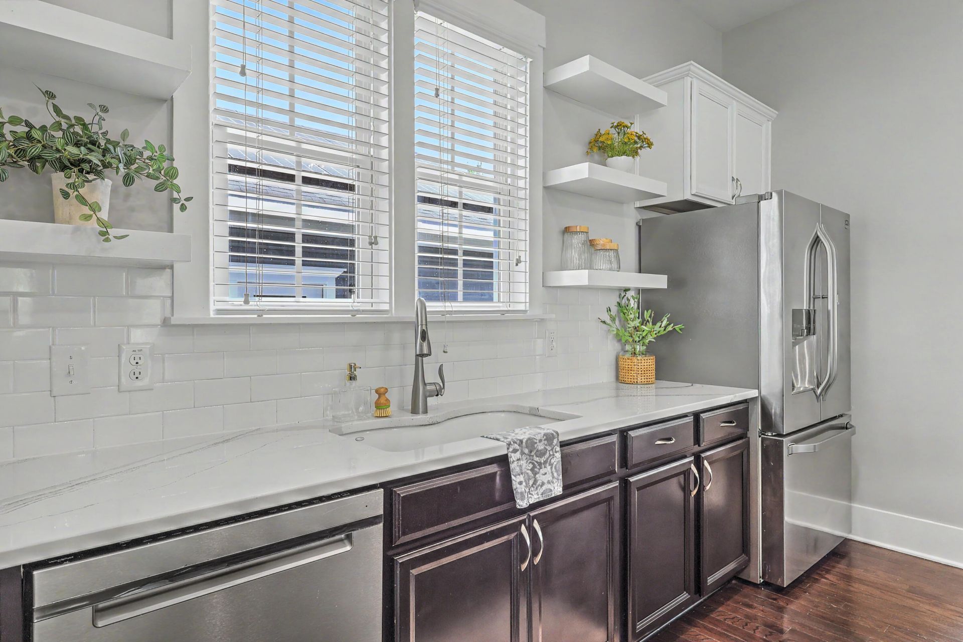 102 Ilderton Street Photo 15