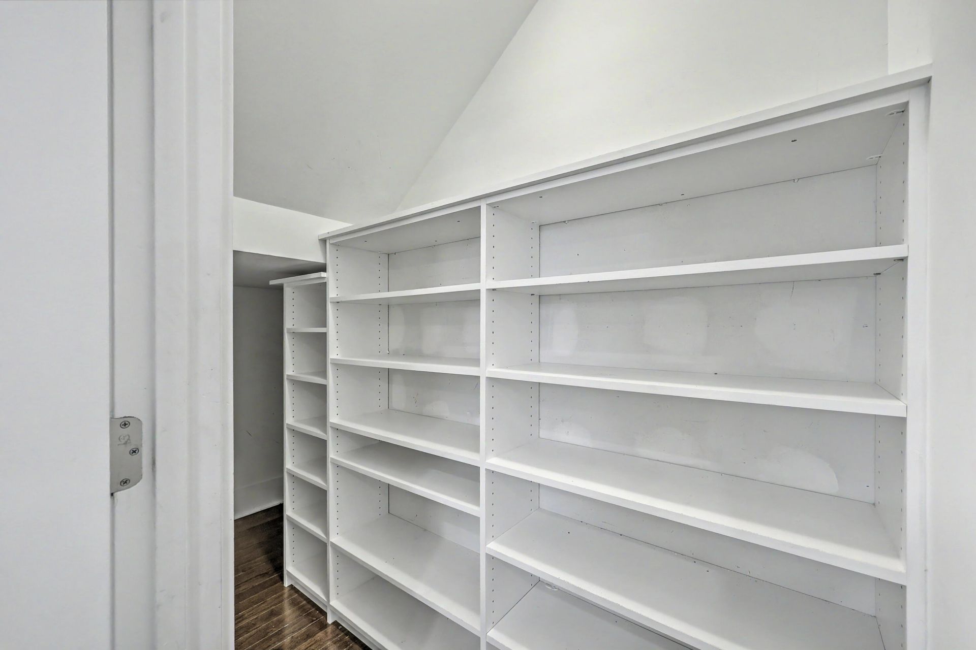 102 Ilderton Street Photo 19