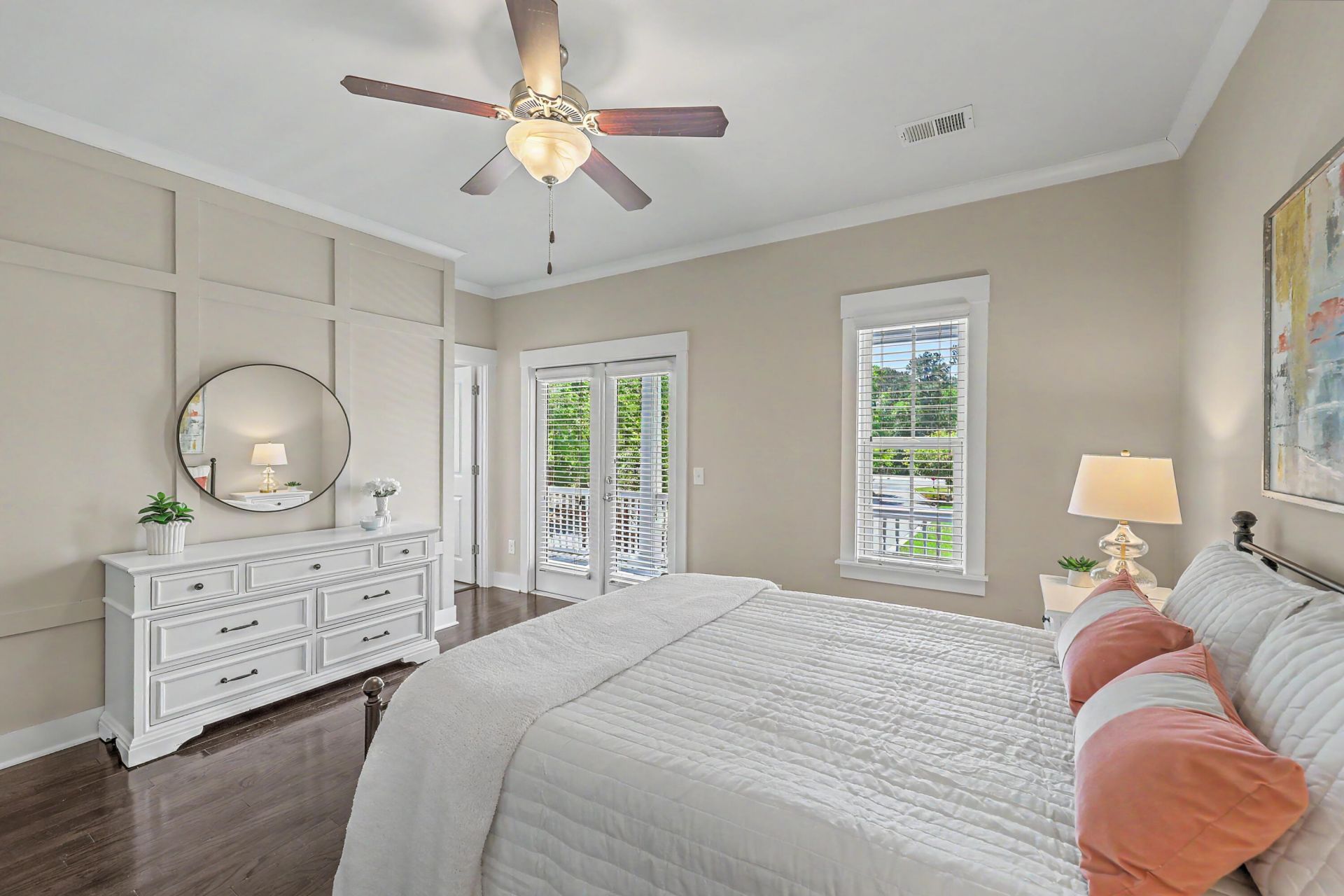 102 Ilderton Street Photo 24