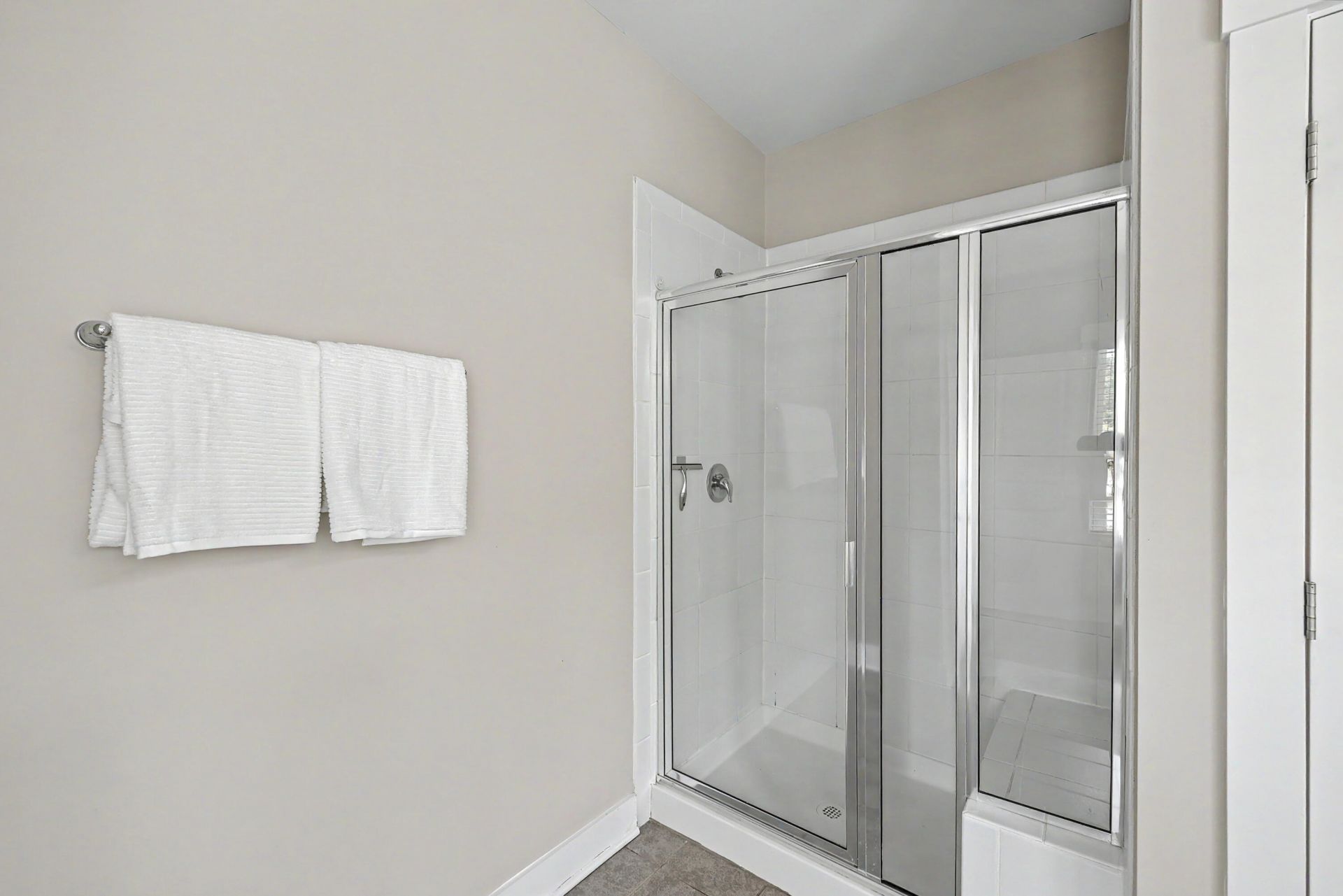 102 Ilderton Street Photo 27