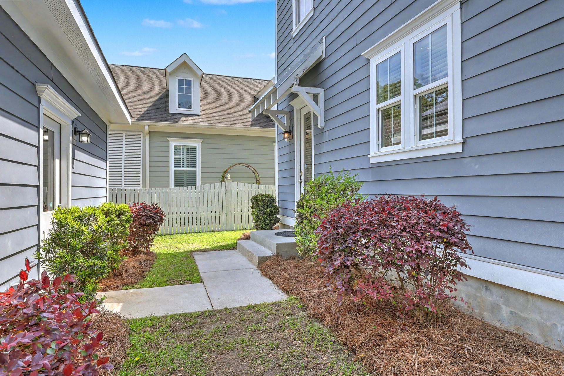 102 Ilderton Street Photo 37