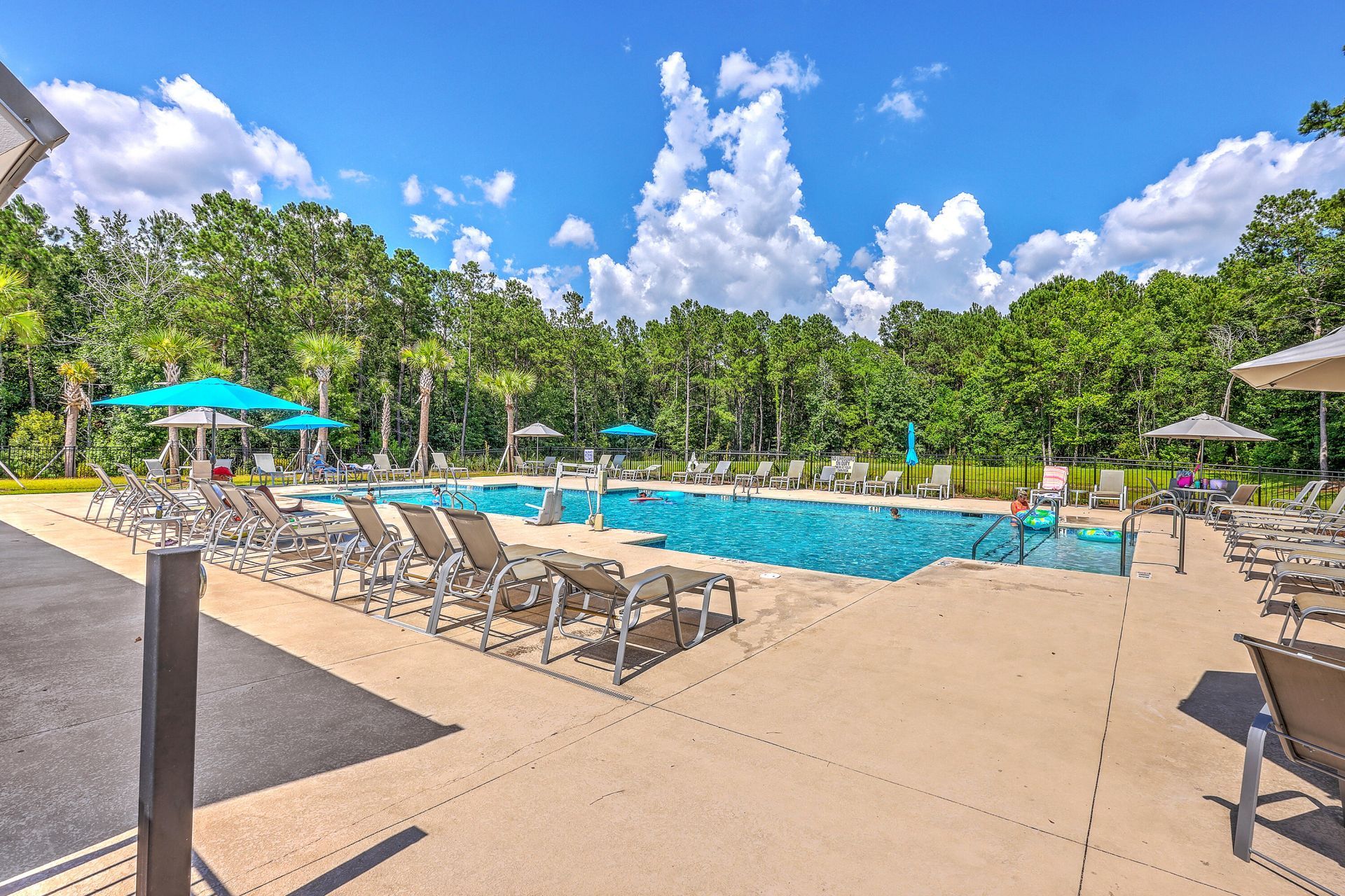 102 Ilderton Street Photo 46