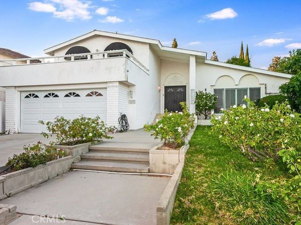 20659 Tuba, Chatsworth, CA 91311