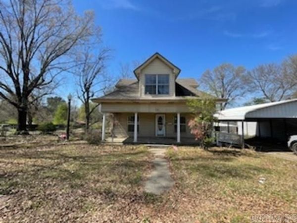 214 S Ninth Street, De Queen, AR 71832