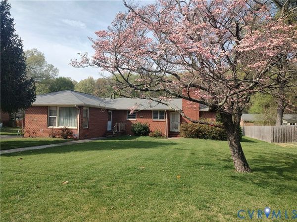 1210 Oakwood Drive, Colonial Heights, VA 23834