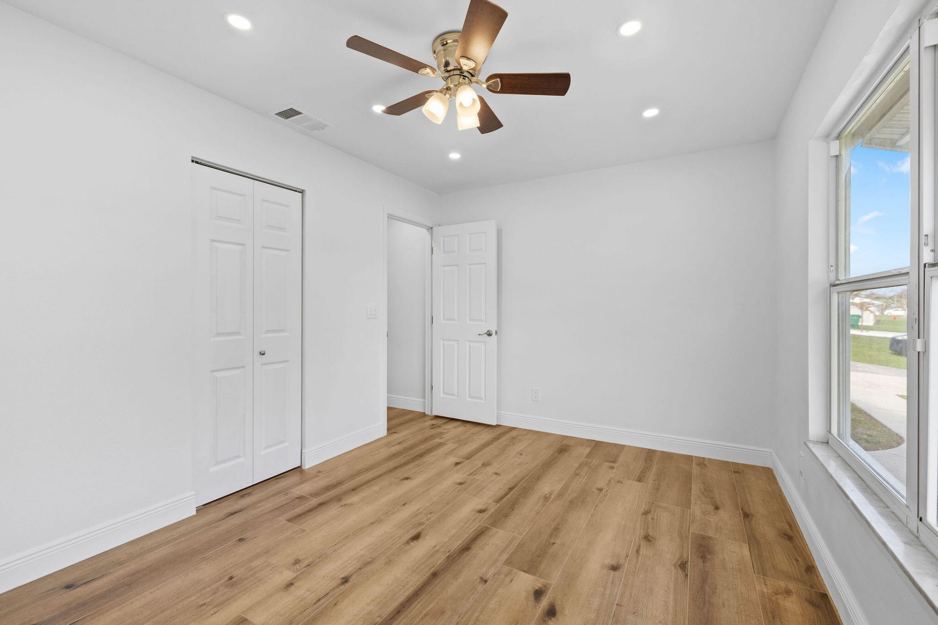 2042 SE Oxmoor Terrace, Port Saint Lucie, FL 34952 Photo