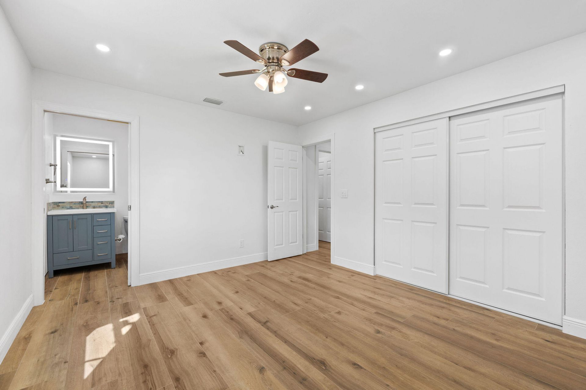 2042 SE Oxmoor Terrace, Port Saint Lucie, FL 34952 Photo