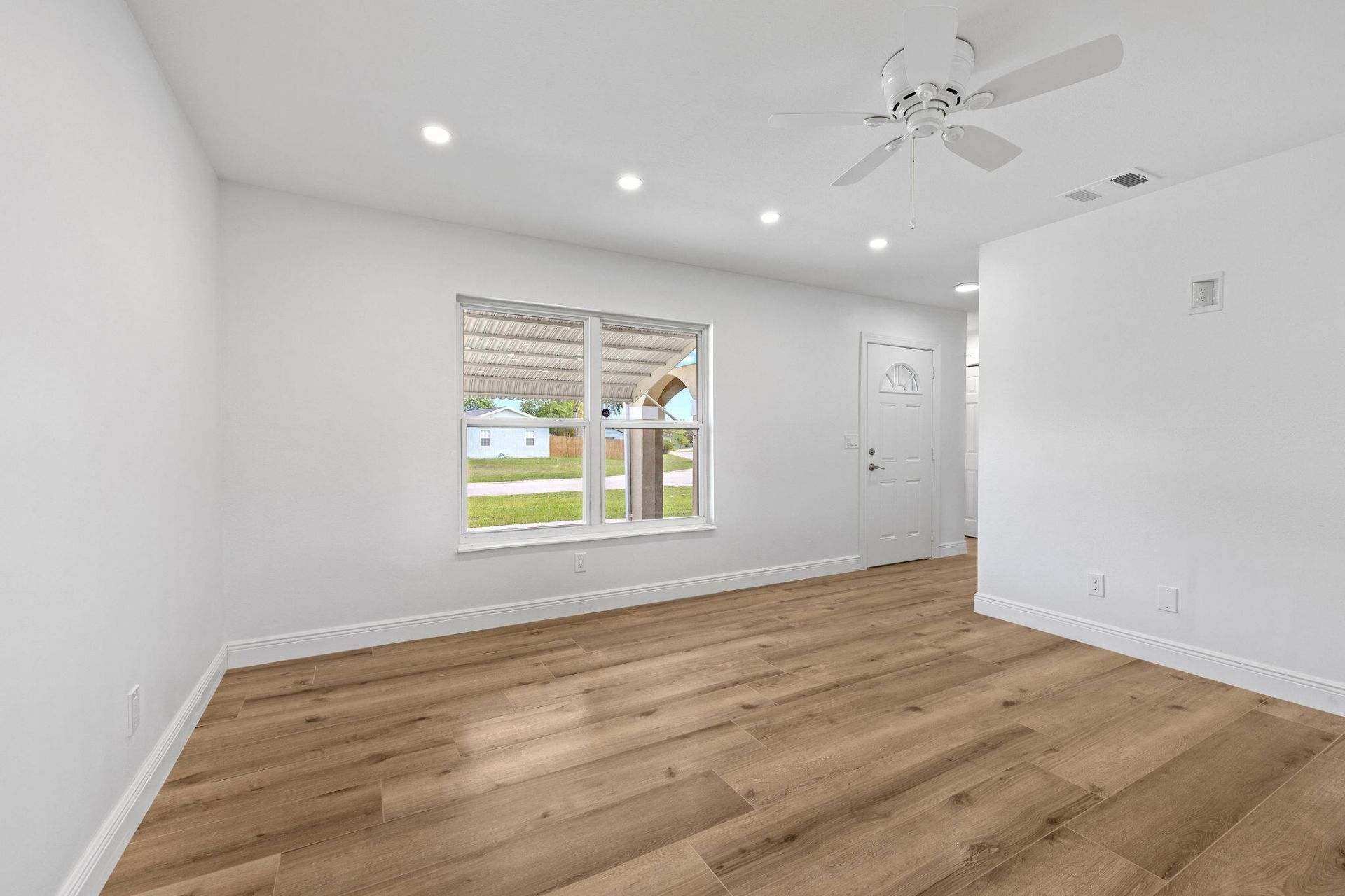 2042 SE Oxmoor Terrace, Port Saint Lucie, FL 34952 Photo