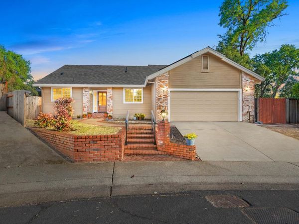 160 Sierra Mesa Pl, Auburn, CA 95603