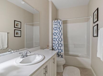 9848 Porto Bay Dr, Elk Grove, CA 95757 Photo