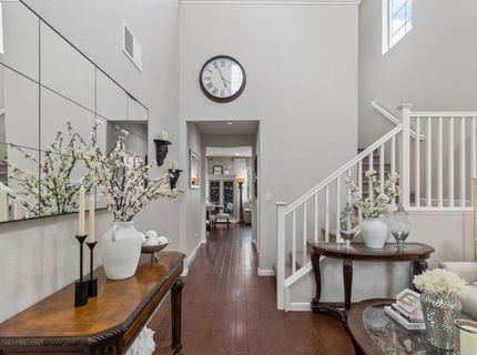 9848 Porto Bay Dr, Elk Grove, CA 95757 Photo