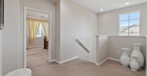 9848 Porto Bay Dr, Elk Grove, CA 95757 Photo