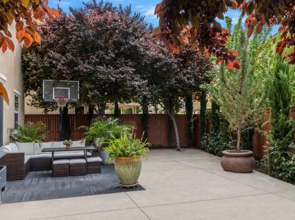 9848 Porto Bay Dr, Elk Grove, CA 95757 Photo