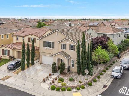 9848 Porto Bay Dr, Elk Grove, CA 95757 Photo