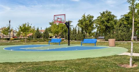 9848 Porto Bay Dr, Elk Grove, CA 95757 Photo