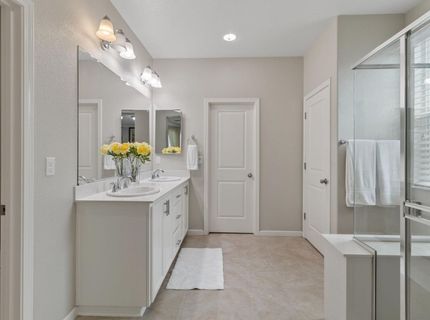 9848 Porto Bay Dr, Elk Grove, CA 95757 Photo