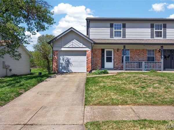 2219 N Village Drive, St Charles, MO 63303