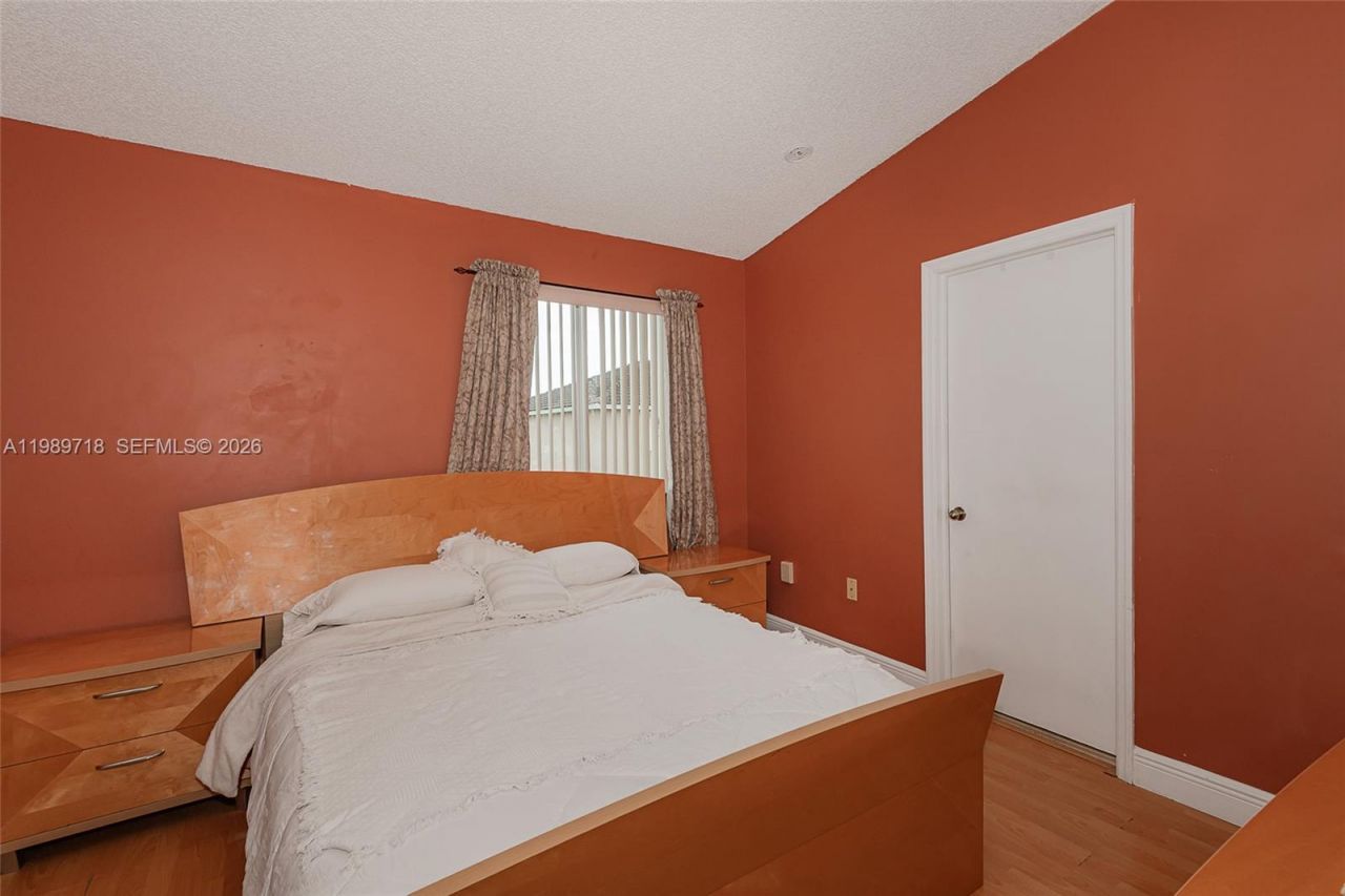 17757 SW 141st Ct, Miami, FL 33177 Photo