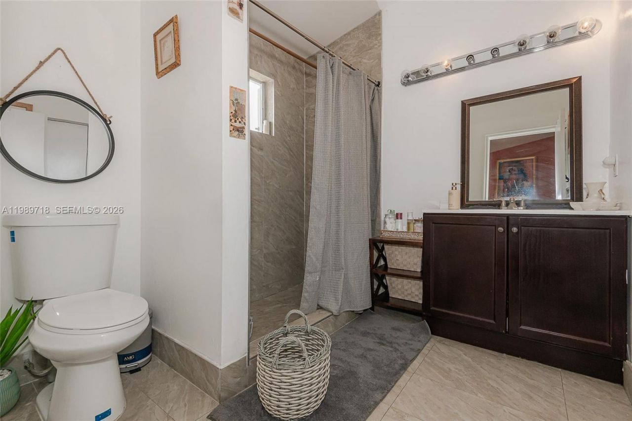 17757 SW 141st Ct, Miami, FL 33177 Photo